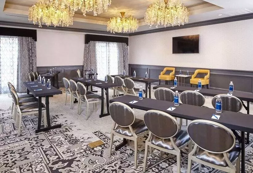 Fotos del hotel The Burgess  Trademark Collection By Wyndham:  19