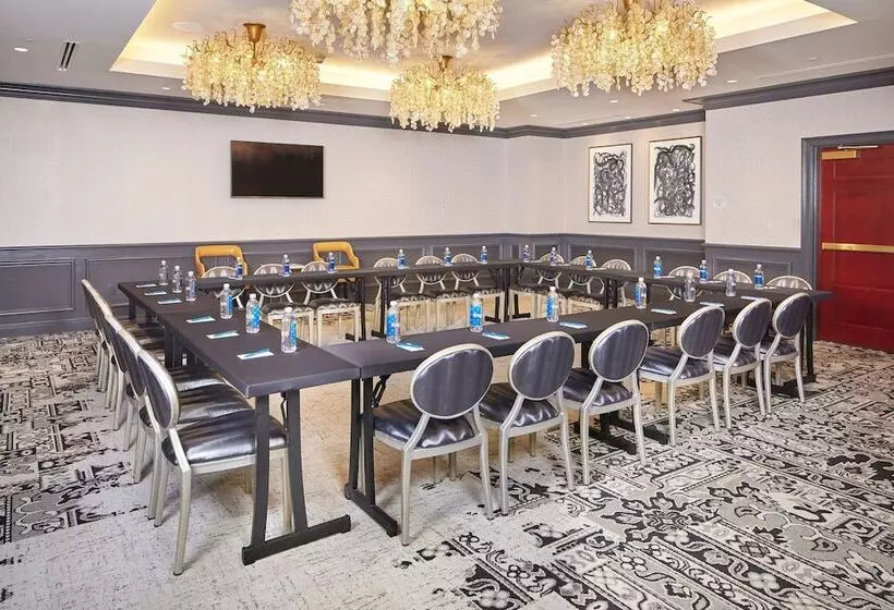 Fotos del hotel The Burgess  Trademark Collection By Wyndham:  14