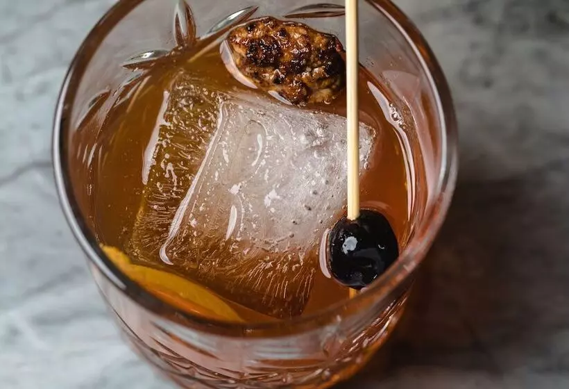 Fotos del hotel The Burgess  Trademark Collection By Wyndham:  6