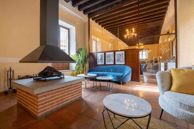 Fotos del hotel Palacio Ayala Berganza:  8