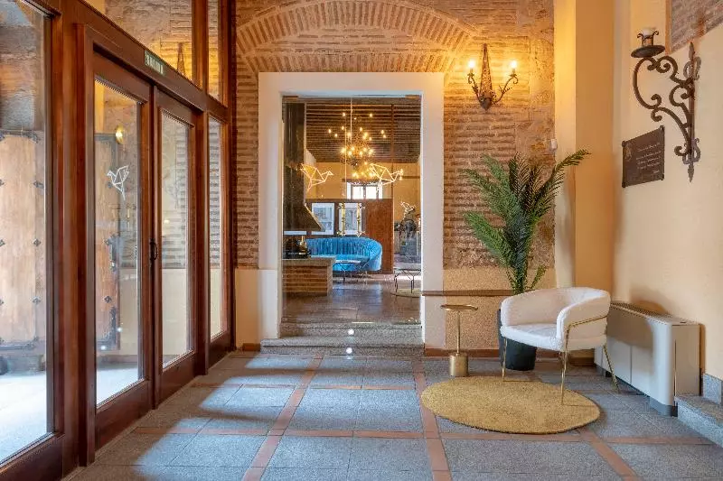 Fotos del hotel Palacio Ayala Berganza:  7