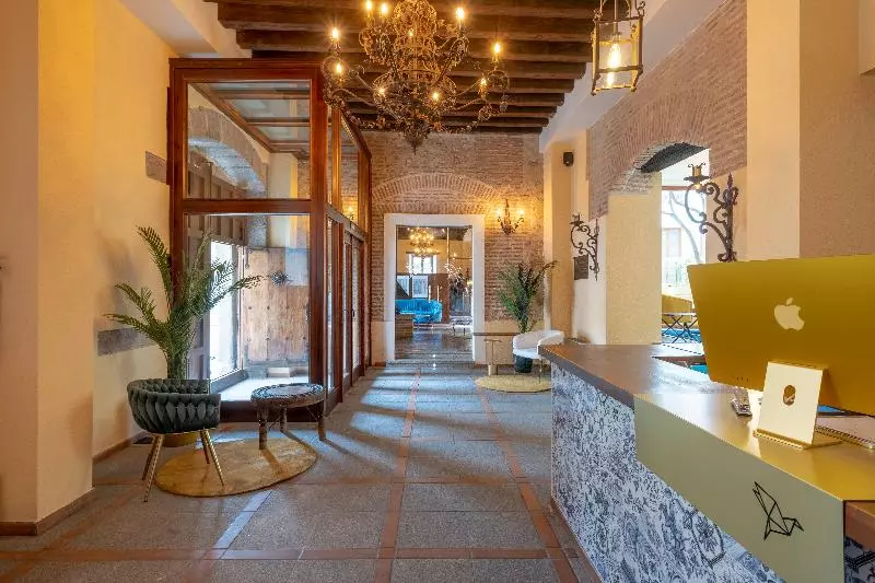 Fotos del hotel Palacio Ayala Berganza:  5