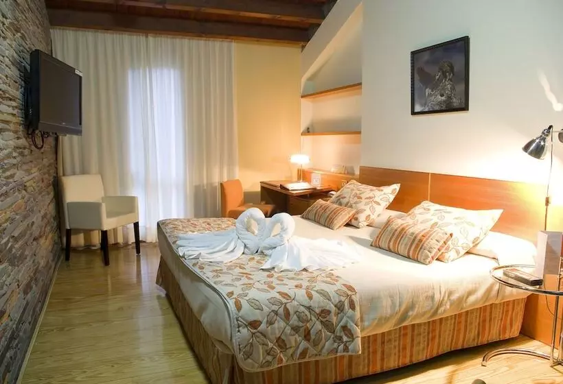 Fotos del hotel Hospederia Parque De Monfragüe:  1