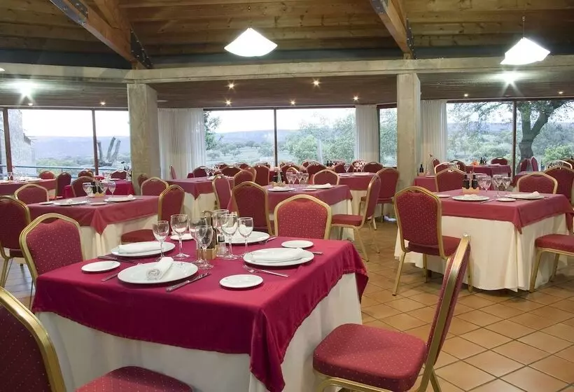 Fotos del hotel Hospederia Parque De Monfragüe:  4