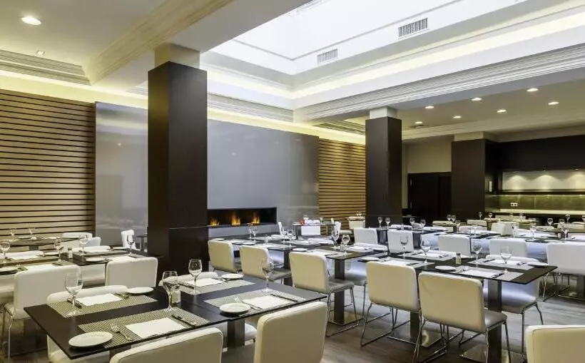 Fotos del hotel Ilunion Suites Madrid:  7