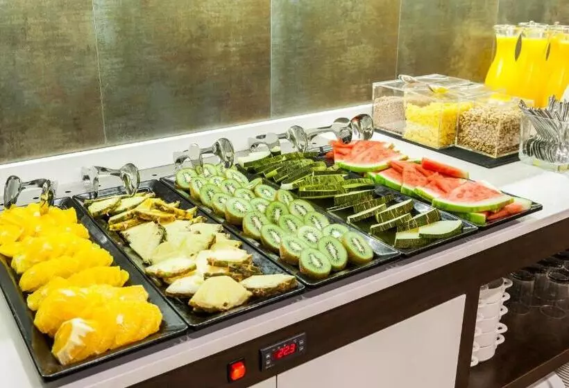 Fotos del hotel Ilunion Suites Madrid:  6