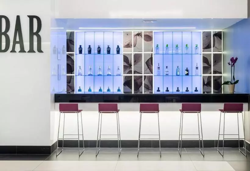 Fotos del hotel Ilunion Suites Madrid:  19