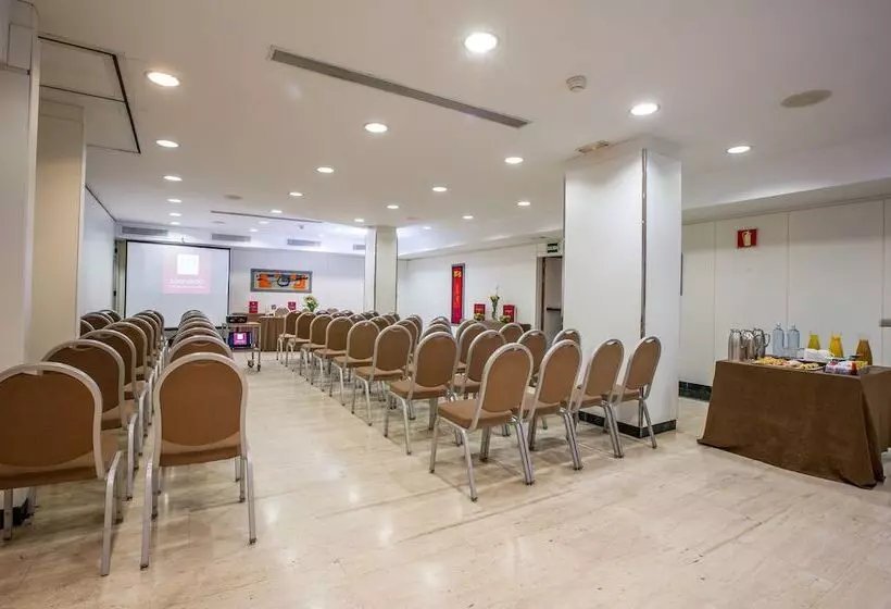 Fotos del hotel Leonardo Hotel Madrid City Center:  11