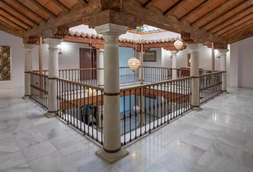 Fotos del hotel María De Molina:  4