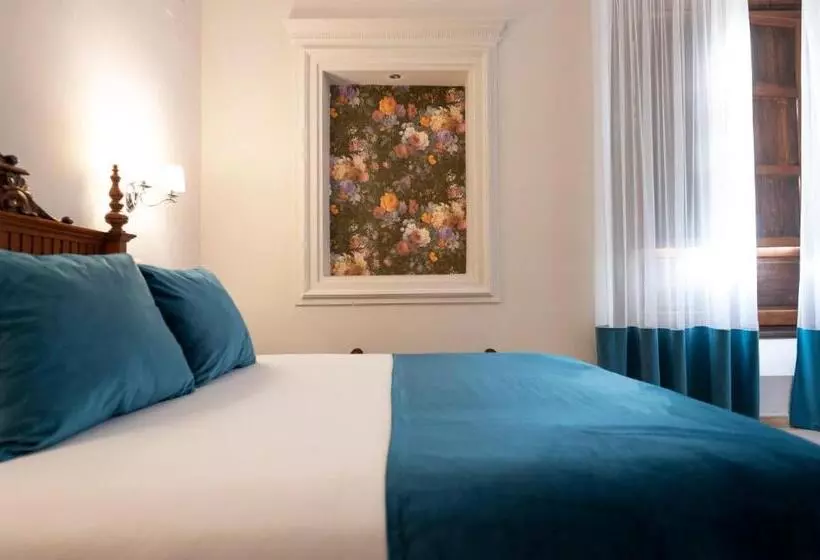 Fotos del hotel María De Molina:  2