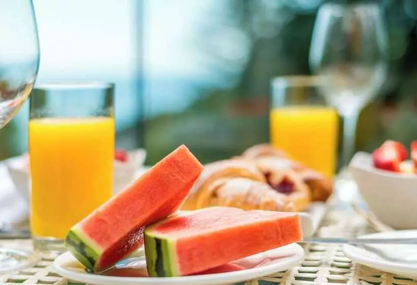 Fotos del hotel The Orestone Manor Hotel:  10