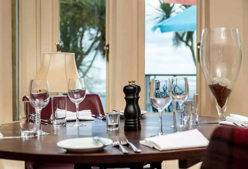 Fotos del hotel The Orestone Manor Hotel:  6