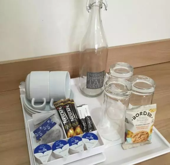 Fotos del hotel The Westlynne  & Apartments:  4