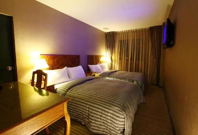 Fotos del hotel Kevin Business:  5