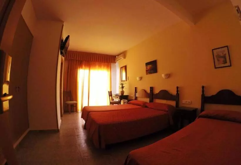 Fotos del hotel Carmen Teresa:  16