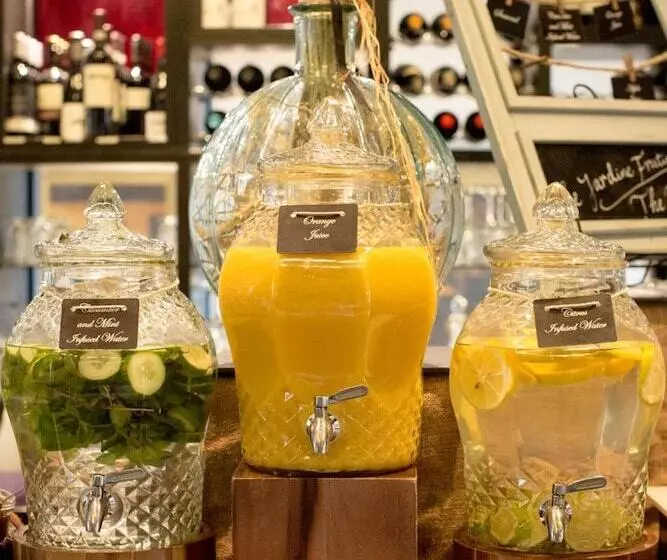 Fotos del hotel Clontarf Castle Hotel:  6