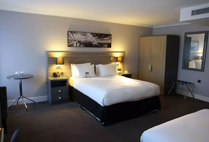 Fotos del hotel Doubletree By Hilton Bristol City Centre:  6