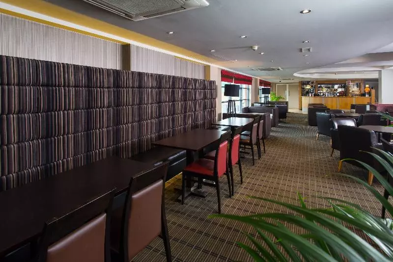 Fotos del hotel Holiday Inn Express London Luton Airport:  16