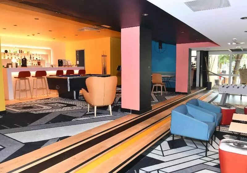 Fotos del hotel Ibis Styles Avignon Sud:  2