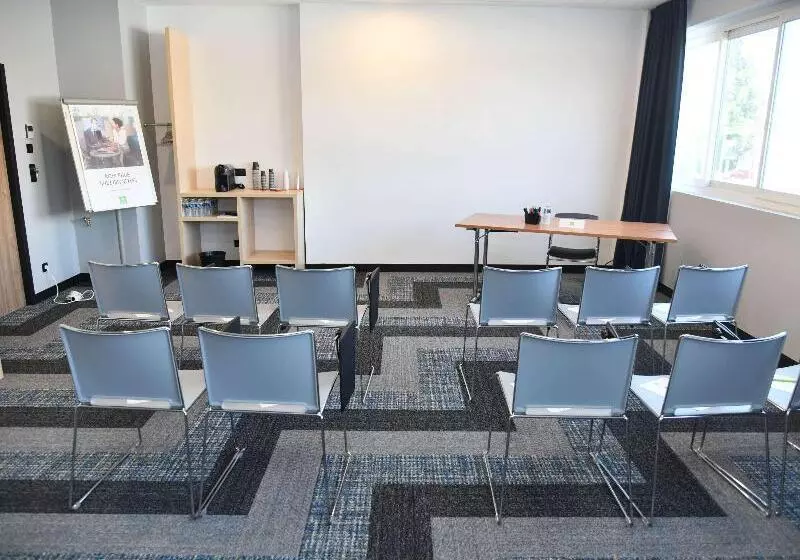 Fotos del hotel Ibis Styles Avignon Sud:  10