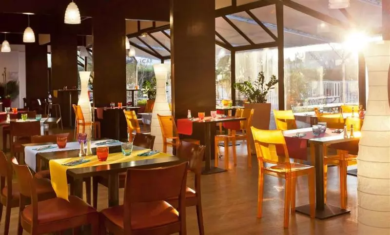 Fotos del hotel Ibis Styles Avignon Sud:  20