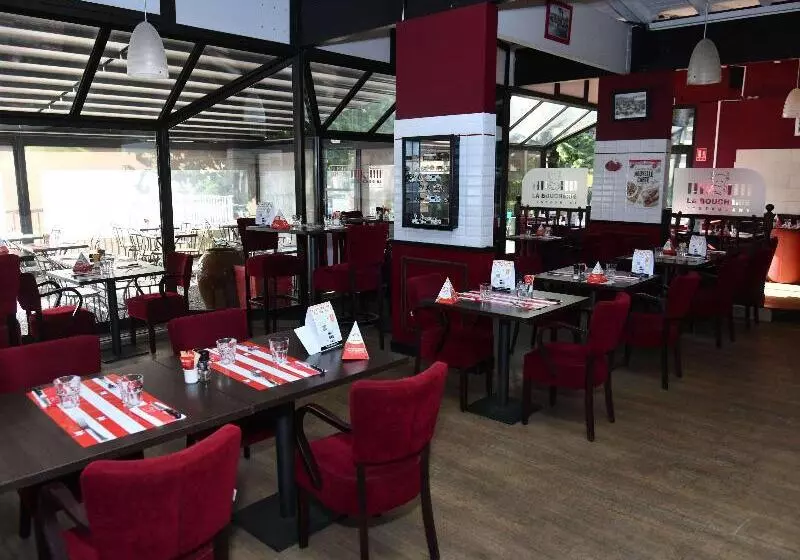 Fotos del hotel Ibis Styles Avignon Sud:  16