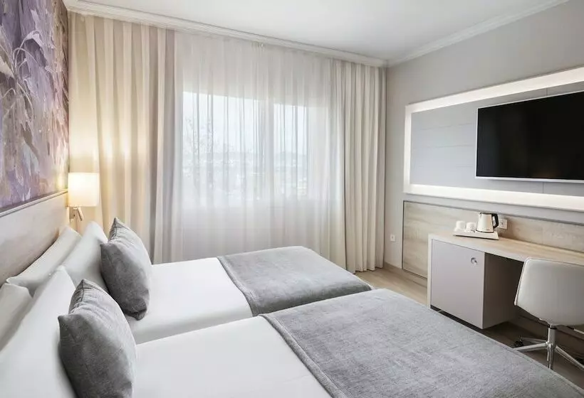 Fotos del hotel Ciutat Del Prat Barcelona Airport:  11