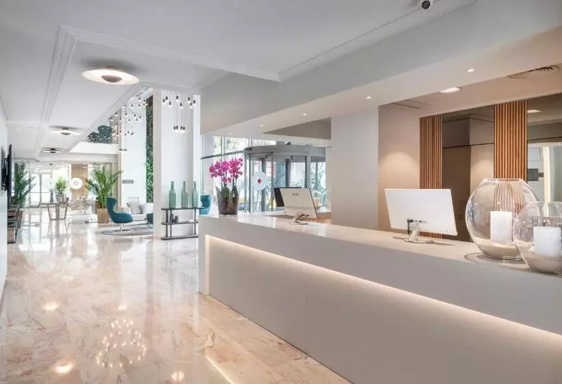 Fotos del hotel Ciutat Del Prat Barcelona Airport:  3