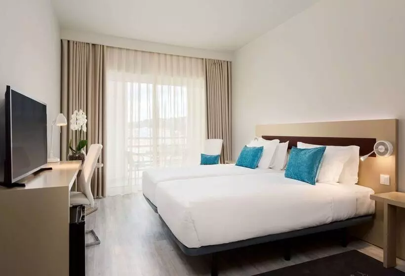 Fotos del hotel Tryp By Wyndham Lisboa Caparica Mar:  21
