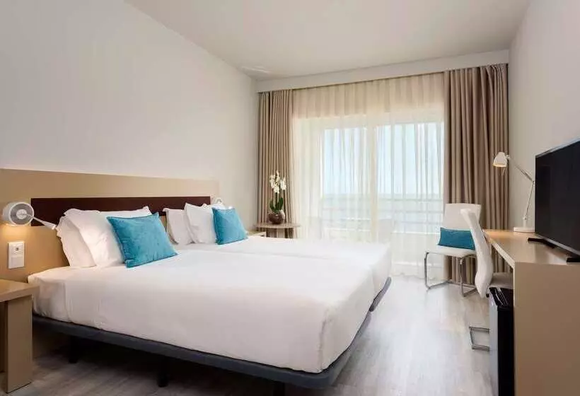 Fotos del hotel Tryp By Wyndham Lisboa Caparica Mar:  3