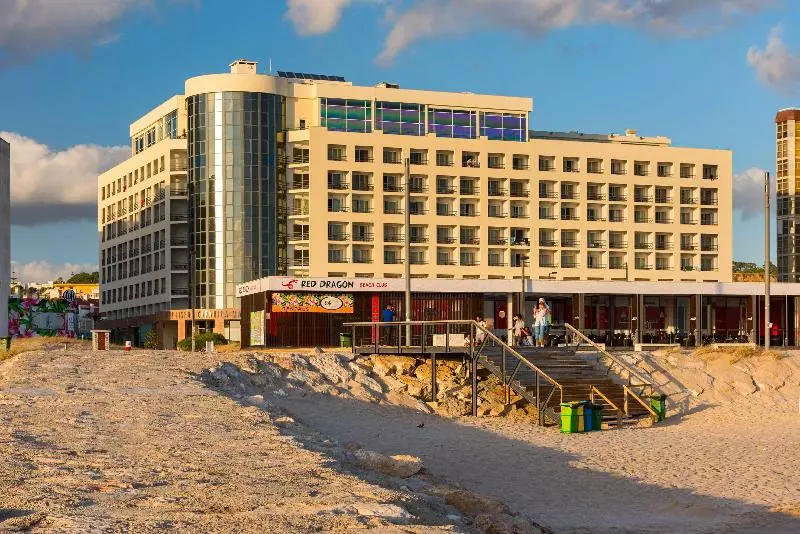 Fotos del hotel Tryp By Wyndham Lisboa Caparica Mar:  15