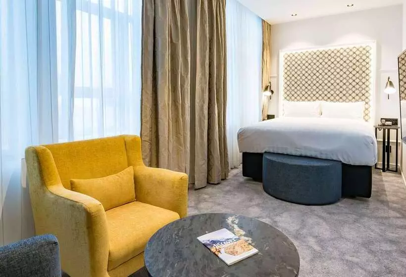 Fotos del hotel Airedale Boutique Suites:  2