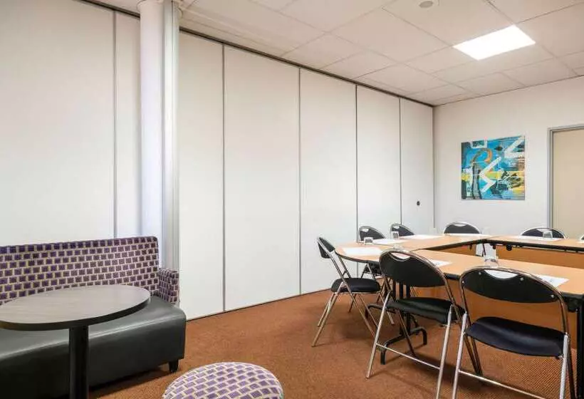 Fotos del hotel Comfort  Aeroport Lyon St Exupery:  22