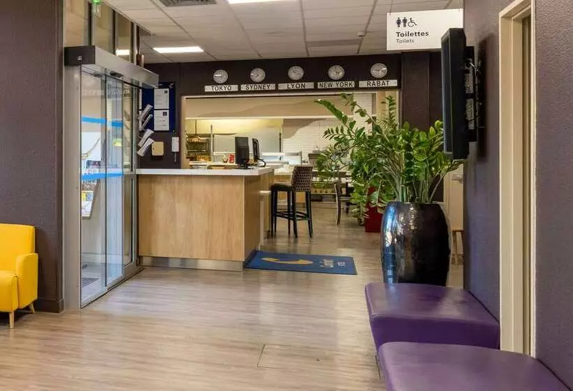 Fotos del hotel Comfort  Aeroport Lyon St Exupery:  17