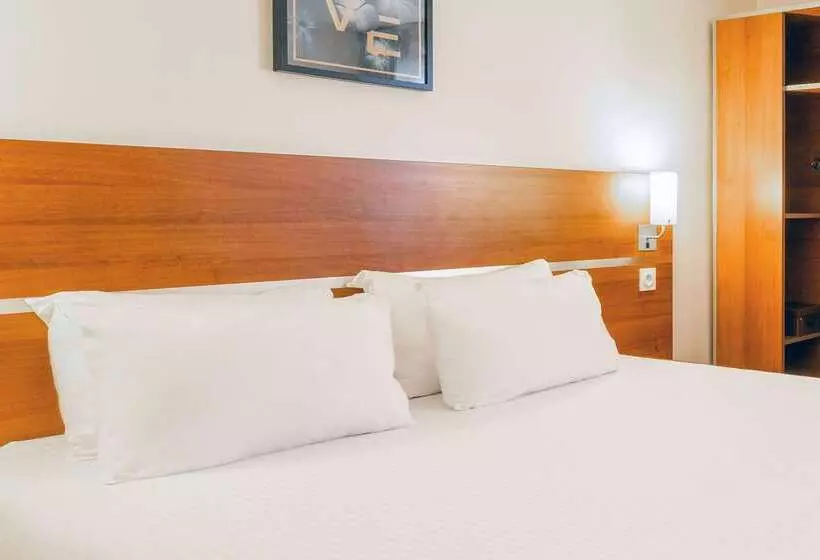 Fotos del hotel Comfort  Aeroport Lyon St Exupery:  16