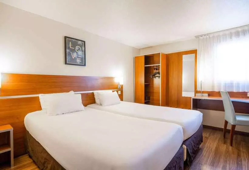 Fotos del hotel Comfort  Aeroport Lyon St Exupery:  23