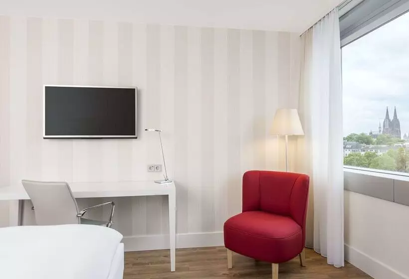 Fotos del hotel Nh Collection Köln Mediapark:  3