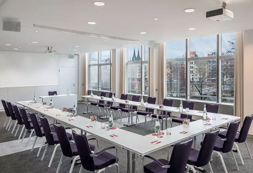 Fotos del hotel Nh Collection Köln Mediapark:  36