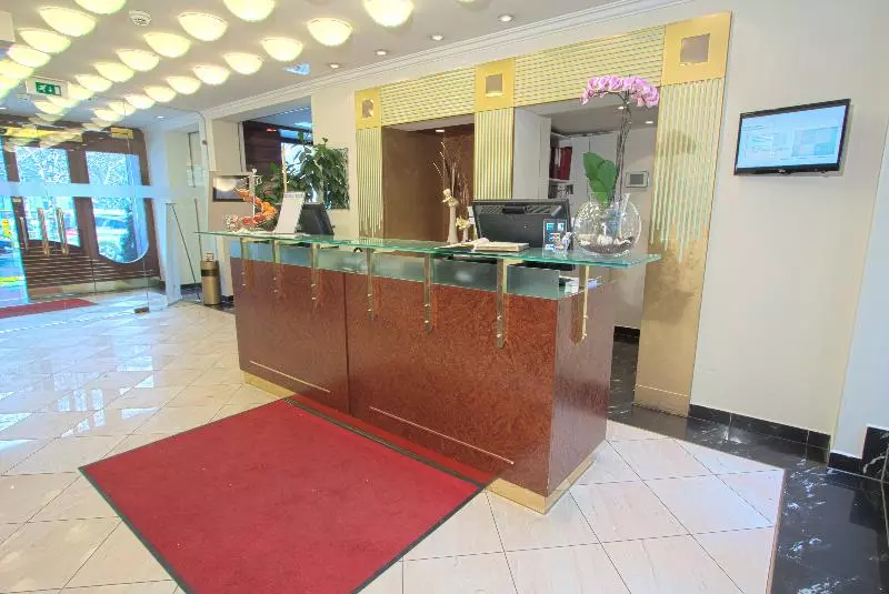 Secession An Der Oper