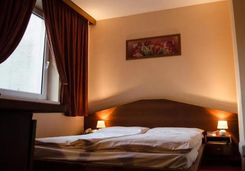 Fotos del hotel West:  2