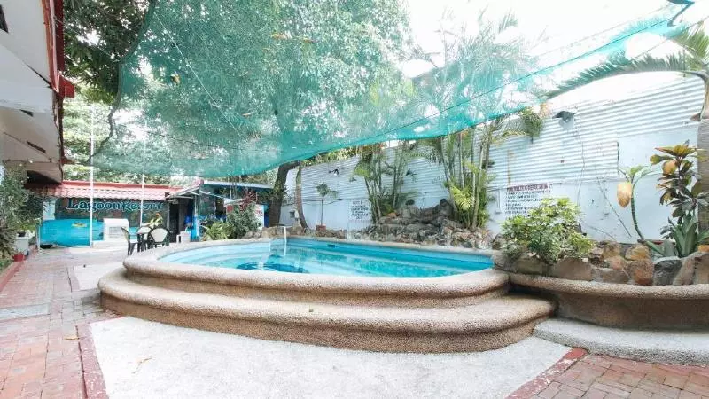 Fotos del hotel Reddoorz Plus @ Lagoon Beach Resort Zambales:  10