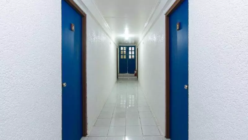 Fotos del hotel Reddoorz Plus @ Lagoon Beach Resort Zambales:  3