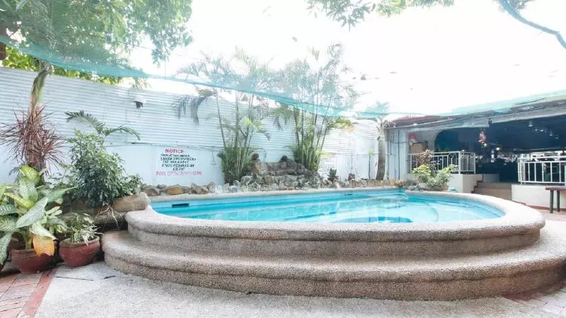 Reddoorz Plus @ Lagoon Beach Resort Zambales Reddoorz Plus @ Lagoon Beach Resort Zambales
