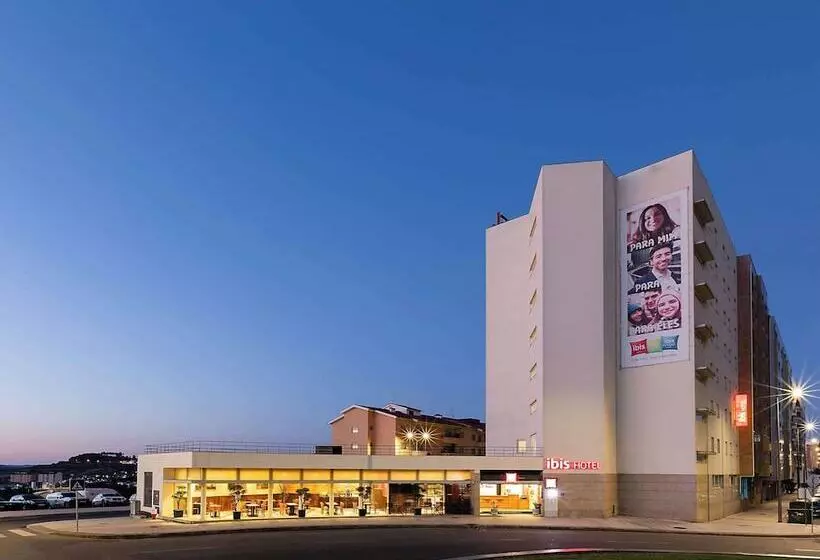 Fotos del hotel Ibis Braganca:  15