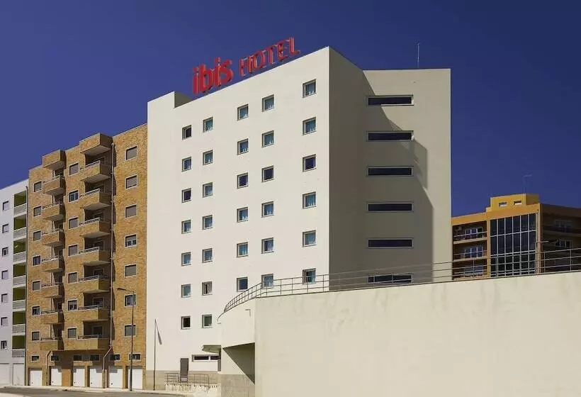 Fotos del hotel Ibis Braganca:  1