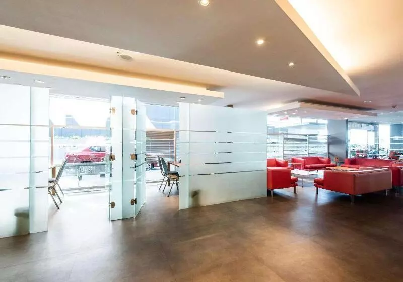 Fotos del hotel Ibis Montevideo Rambla:  10