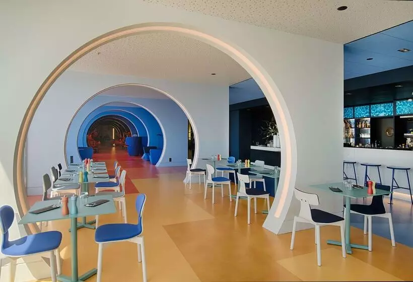 Fotos del hotel Nhow Marseille:  42