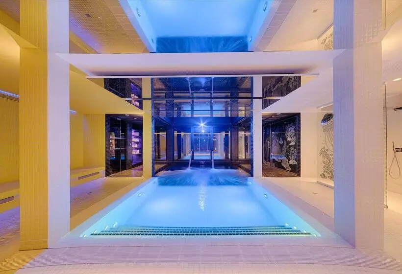 Fotos del hotel Nhow Marseille:  11