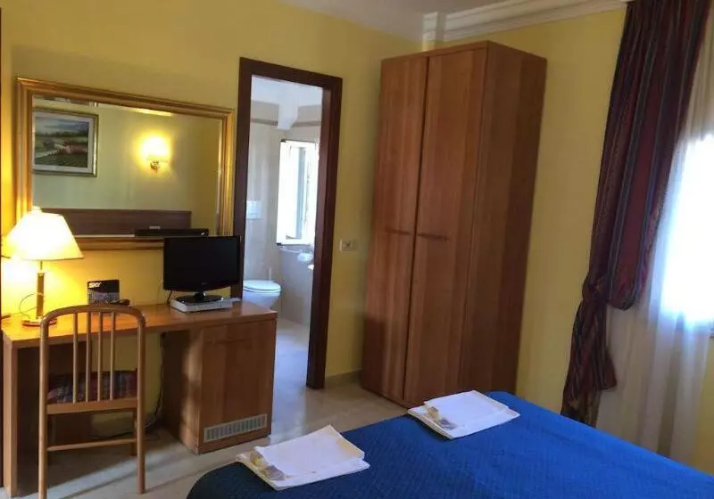 Fotos del hotel Principe Di Piemonte:  21