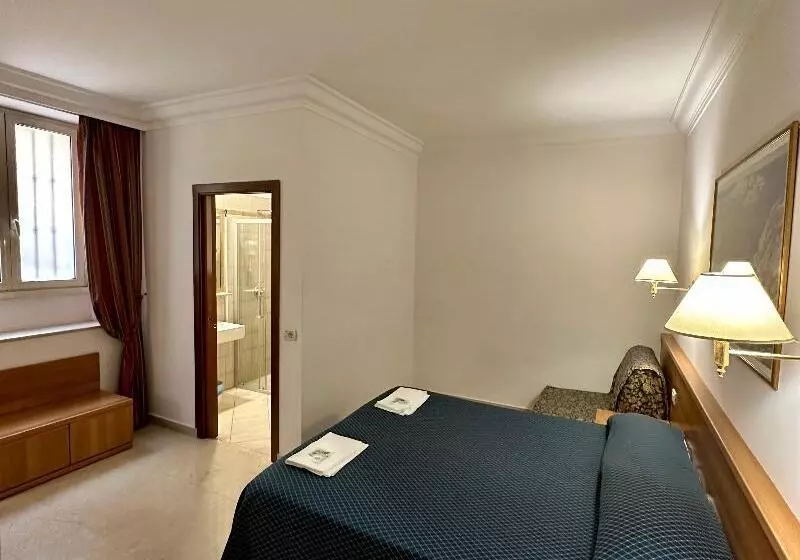 Fotos del hotel Principe Di Piemonte:  19